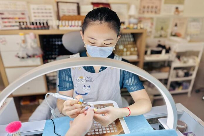 台中市西屯區美睫自然款