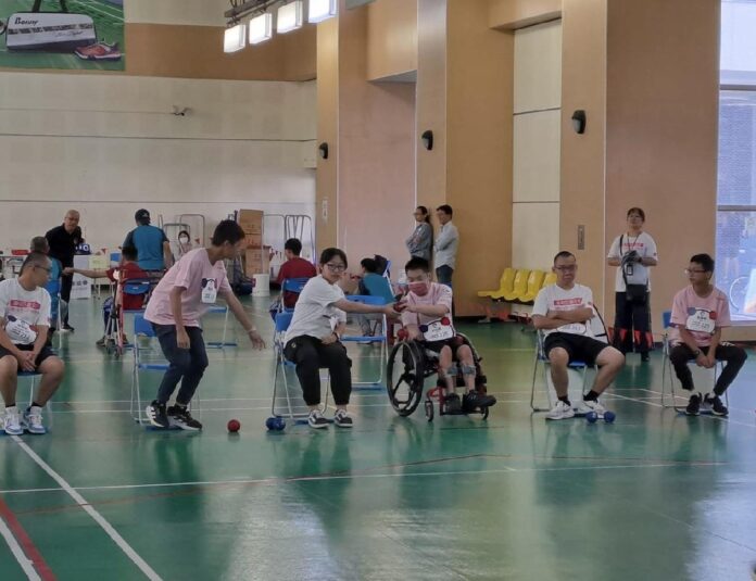 運動不分年齡 滾出無限可能 全國地板滾球初賽在台中熱烈開戰