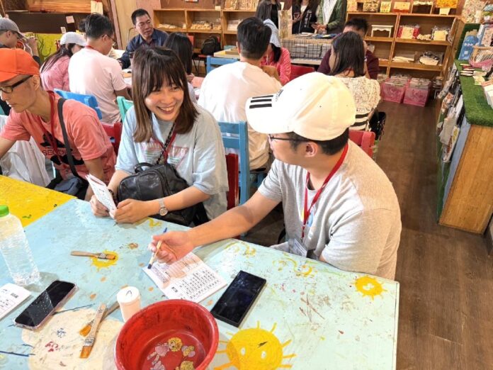 忘憂谷浪漫鐵馬行! 中市單身聯誼助攻15對心動連線 創七成九配對率