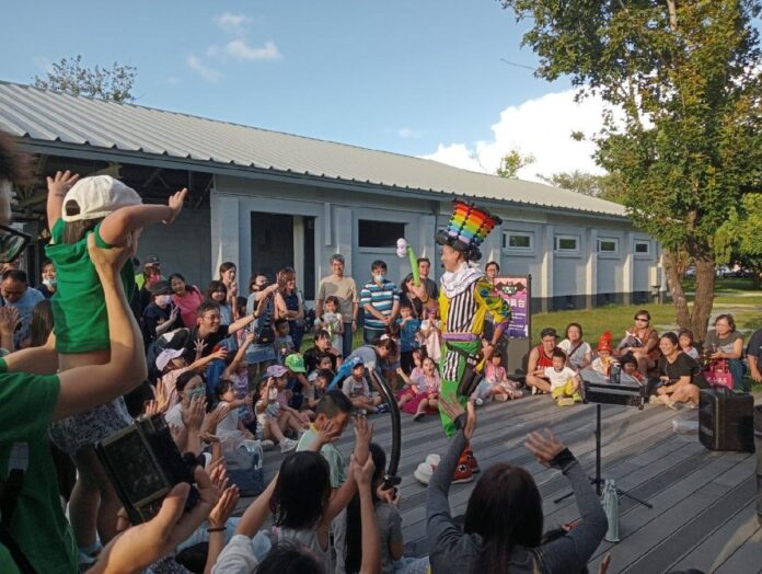 桃園市_中原文創園區《萬聖魔毯–詭才之道》地味萬聖節與親子共樂的奇幻體驗!